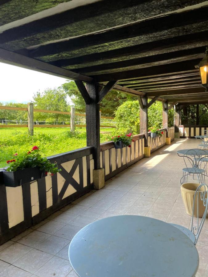 Domaine De Geffosse Hotell Pont-Évêque Exteriör bild